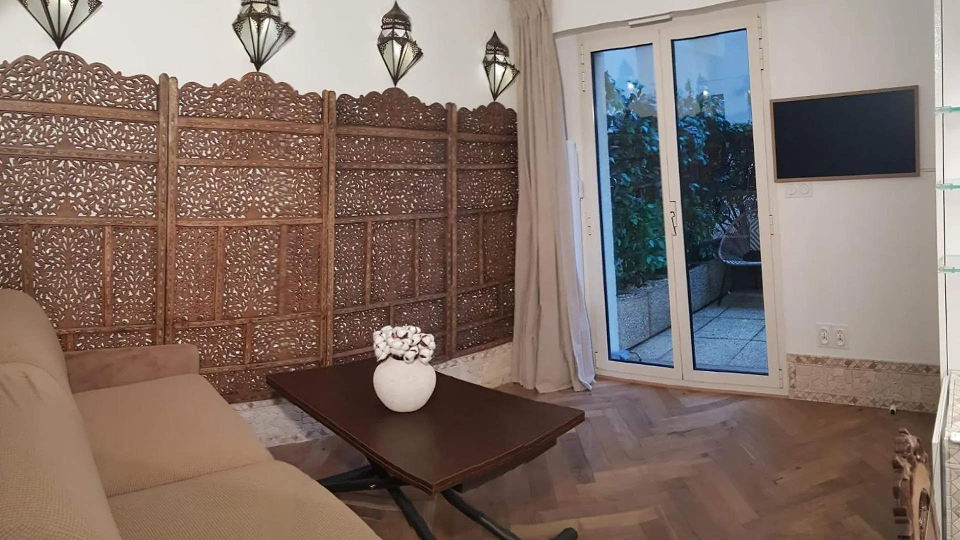 Paris Tour Eiffel Apartment