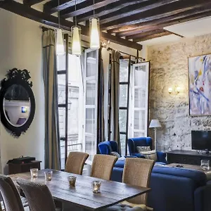 Apartment Notre-dame Elegance, Paris